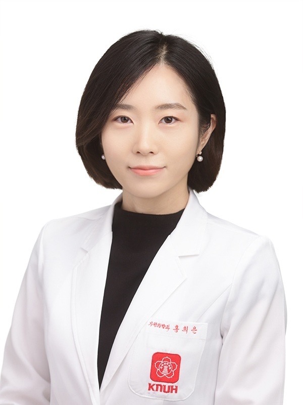 홍희은 선생님 사진